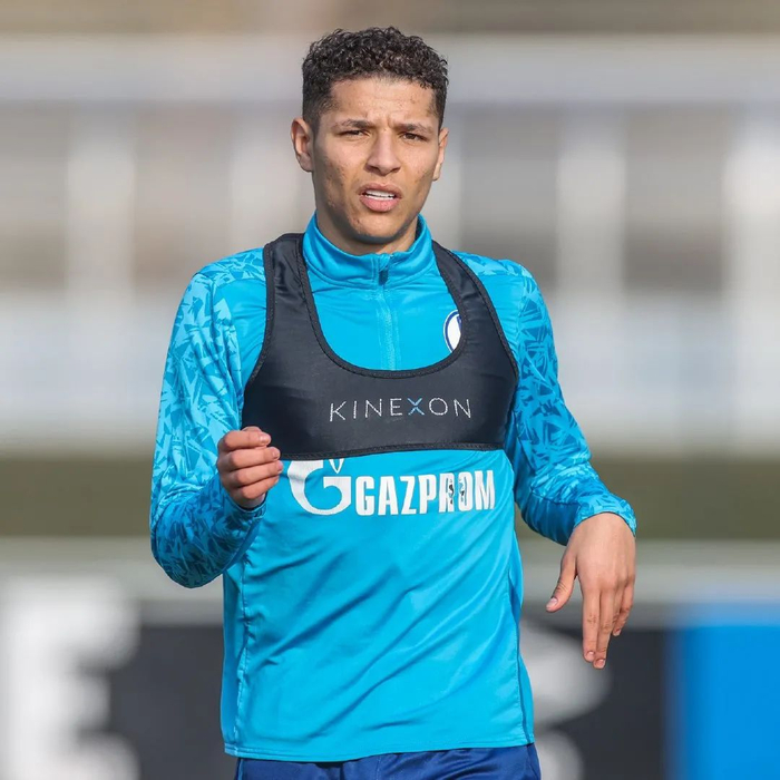 爱博体育-沃尔夫斯堡基尔交锋